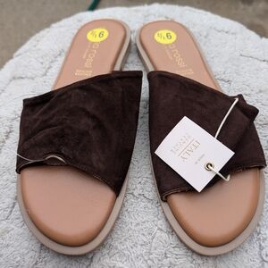 NWT Simona Rossi Leather Sandals Made In Italy Size 9.5